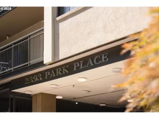 Photo #1: 386944463 Listing