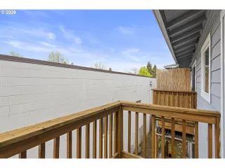 Photo #6: 387230925 Listing