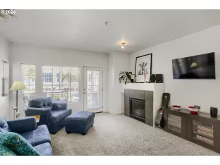 Photo #1: 387242958 Listing 