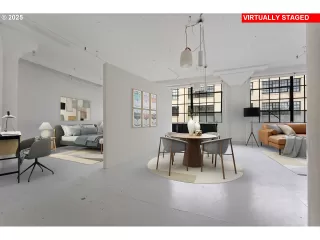 Photo #3: 387312819 Listing