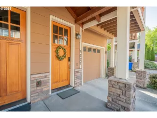 More Details about MLS # 387672830 : 5227 SW SHATTUCK RD