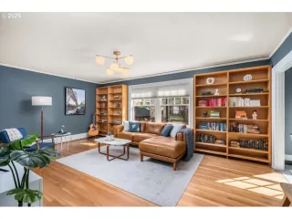 Photo #4: 388383537 Listing 