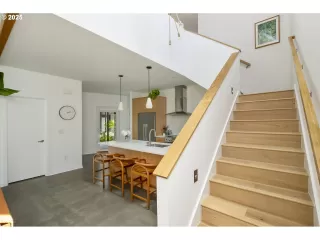 Photo #1: 388873850 Listing 