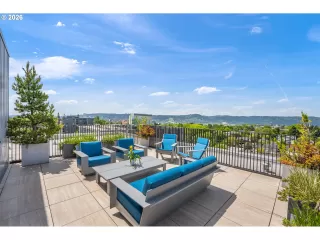 Photo #3: 389527343 Listing 