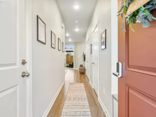 Photo #2: 389549633 Listing 