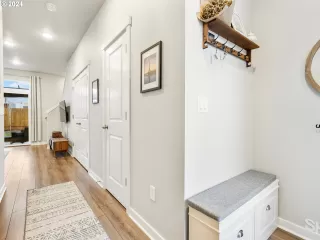 Photo #4: 389549633 Listing 