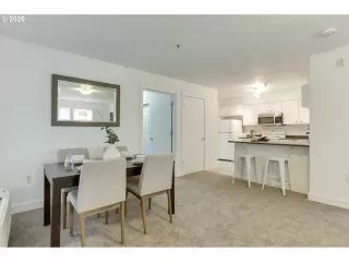 More Details about MLS # 389879553 : 9837 NE IRVING ST 301