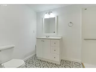 Photo #6: 389879553 Listing 