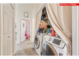 Photo #1: 389880881 Listing