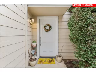 Photo #2: 389880881 Listing