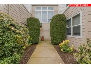 Photo #3: 389880881 Listing