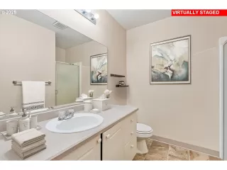 Photo #6: 389880881 Listing