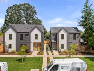 Photo #1: 390068103 Listing