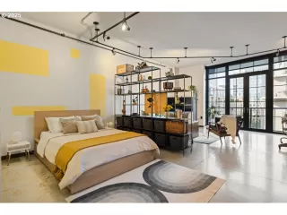 Photo #5: 390366533 Listing