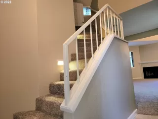 Photo #5: 390479718 Listing