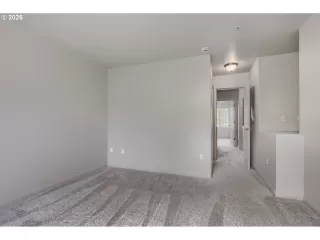 Photo #4: 390823528 Listing 