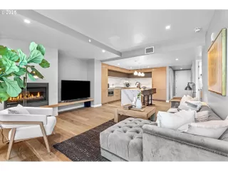 Photo #6: 391034967 Listing