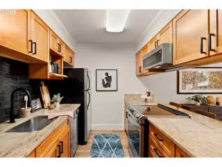 Photo #6: 391275571 Listing 