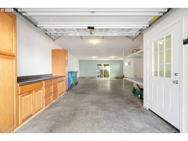 MLS: 391537378 Condo For Sale