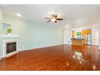 Photo #1: 391537378 Listing 