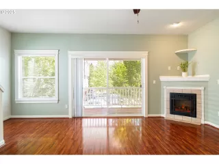 Photo #3: 391537378 Listing 