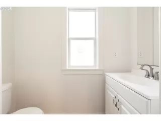 Photo #5: 391537378 Listing 