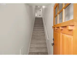 Photo #6: 392292062 Listing 