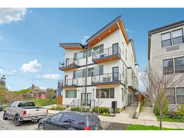 MLS: 393412967 Condo For Sale