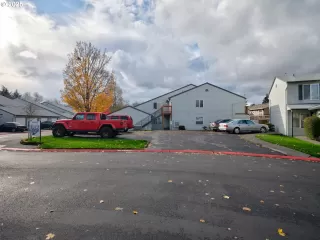 Photo #2: 393491677 Listing