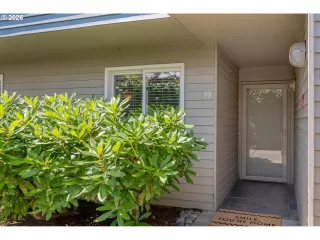 Photo #1: 394109038 Listing