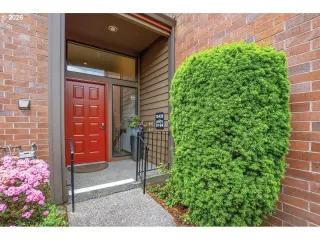 Photo #2: 394153090 Listing 