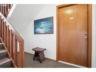 Photo #4: 394153090 Listing 