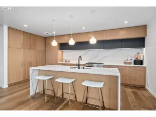 Photo #3: 394251011 Listing 