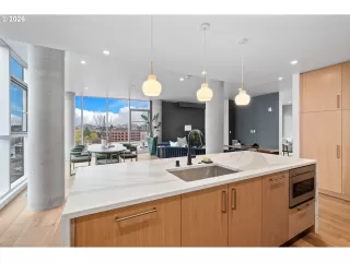 Photo #4: 394251011 Listing 