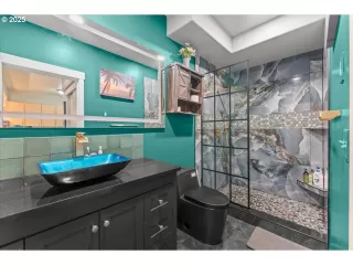 Photo #6: 394269835 Listing