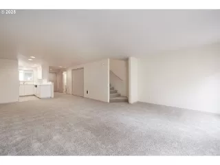 Photo #4: 395257003 Listing