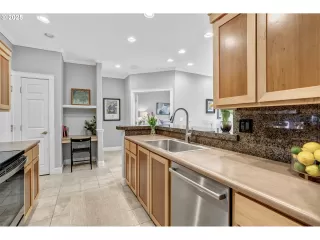 Photo #1: 396226654 Listing