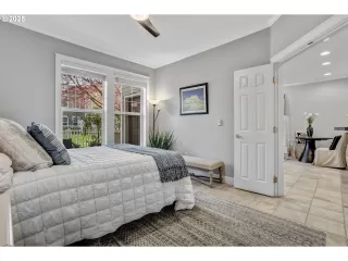 Photo #5: 396226654 Listing