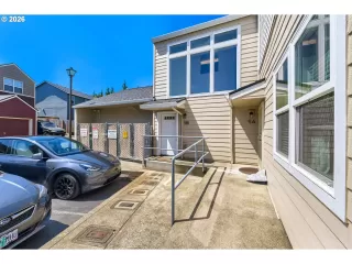 Photo #2: 396394094 Listing 