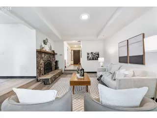 Photo #3: 397600176 Listing