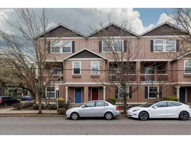 MLS: 398281752 Condo For Sale