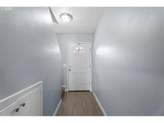 Photo #6: 398945834 Listing