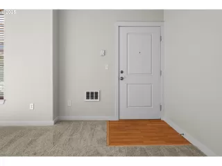 Photo #3: 399747338 Listing