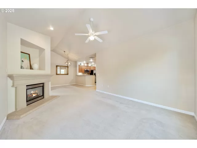 MLS: 399998579 Condo For Sale