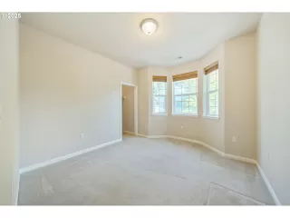 Photo #6: 399998579 Listing 