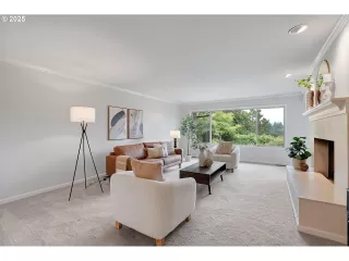 Photo #6: 401164153 Listing