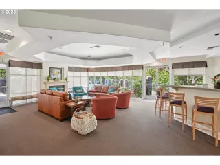 Photo #3: 401562133 Listing