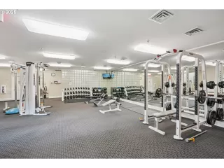 Photo #6: 401562133 Listing