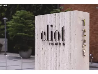 Photo #1: 401743427 Listing 