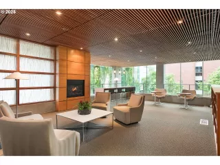 Photo #3: 401743427 Listing 